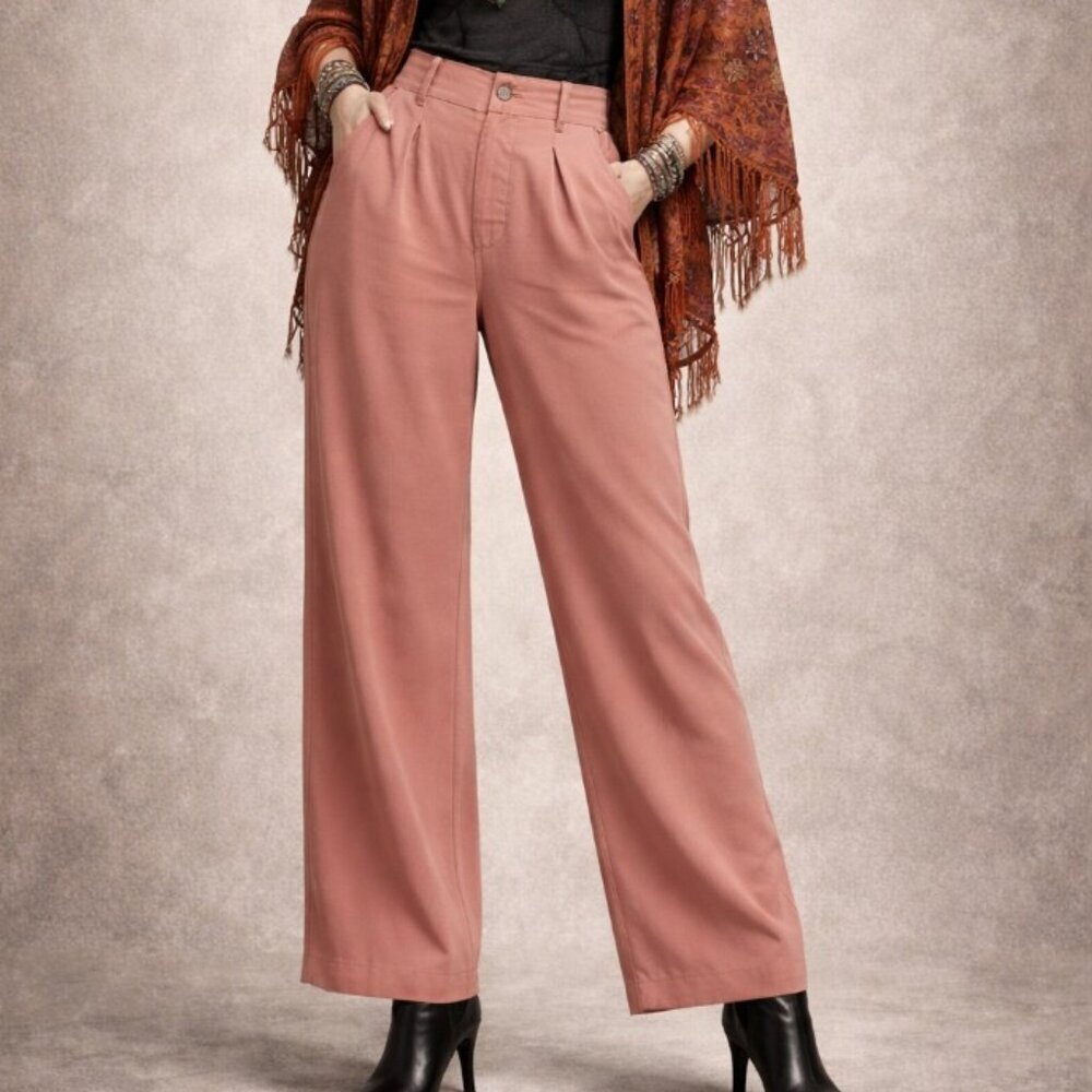 Vigoss Blush High Rise Wide Flowy Leg Trouser, Size 30 (10/12) (NWT)